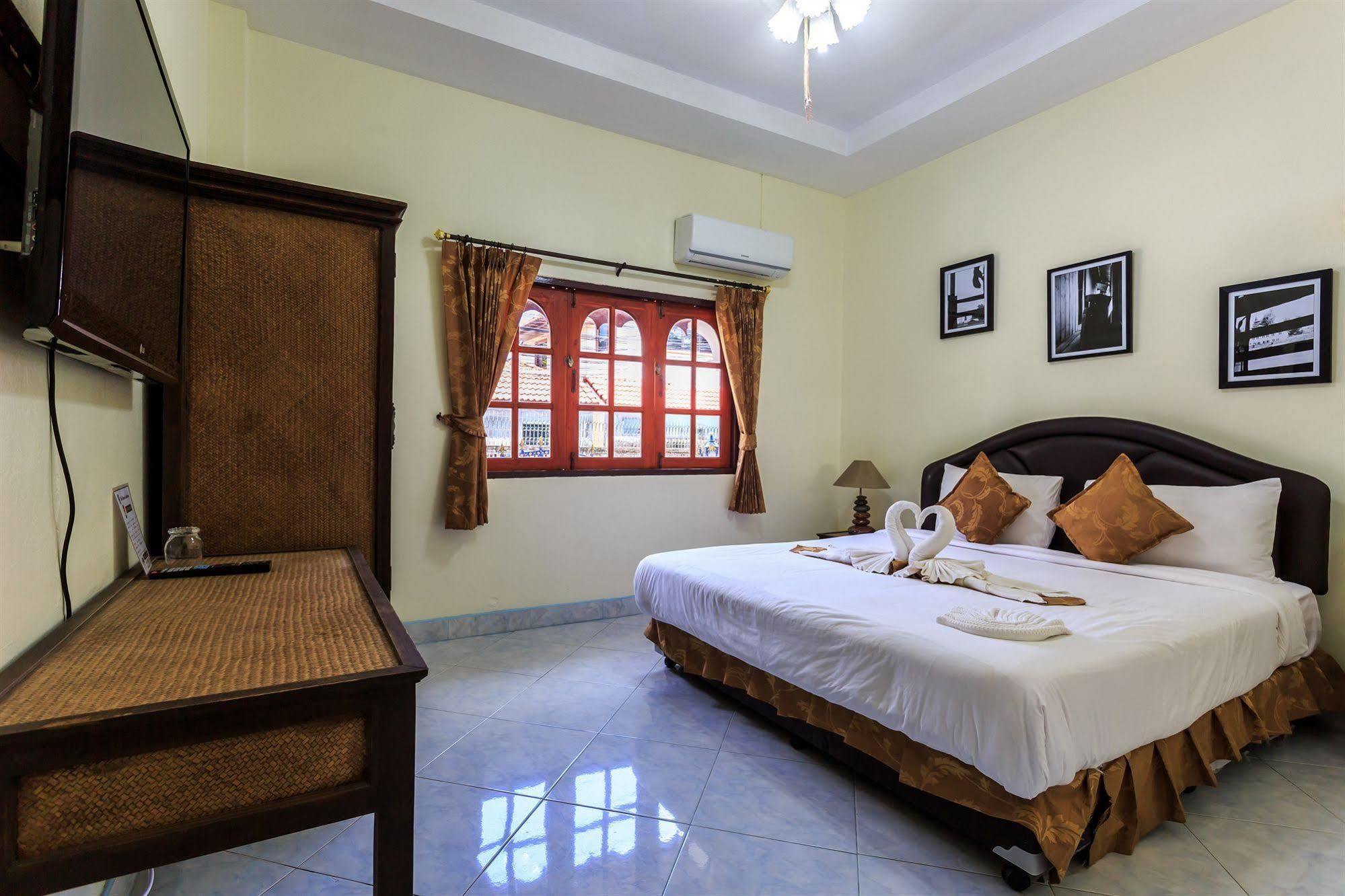 Eriksson Guesthouse Patong Εξωτερικό φωτογραφία